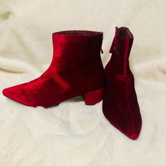JustFab Shoes - Velvet Heeled Booties